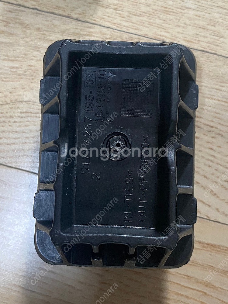 BMW 잭포인트 4개 판매 (미사용)--4