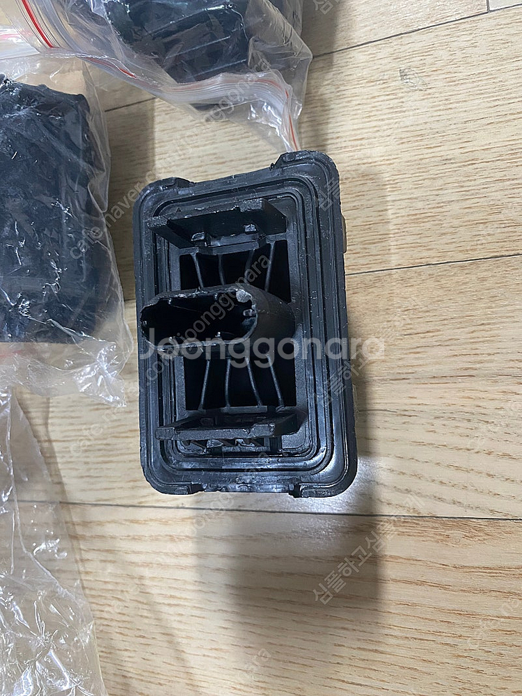 BMW 잭포인트 4개 판매 (미사용)--6