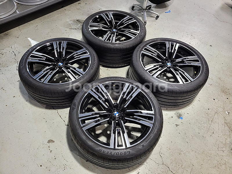 <판매> BMW G70 i7 신형7시리즈 908M 21...--3
