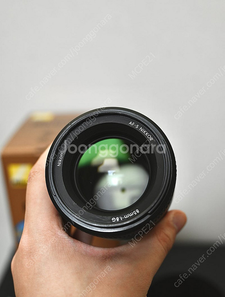 니콘 85mm f1.8 G 렌즈 판매합니다.--3