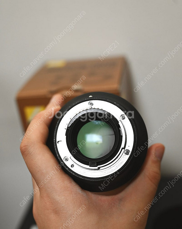 니콘 85mm f1.8 G 렌즈 판매합니다.--4