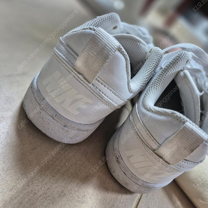 나이키 올화이트 코트 버로우 230택포