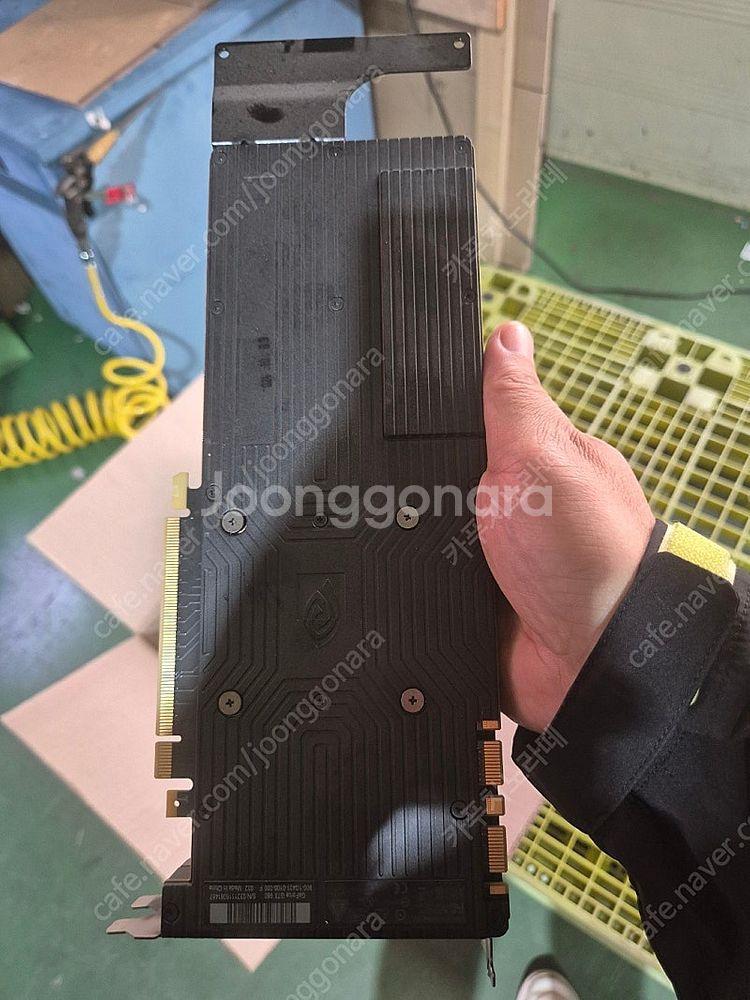 AI 학습용 끝판왕! NVIDIA H100 GPU 서버...--5