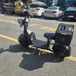 국산 전동스쿠터 YOLO