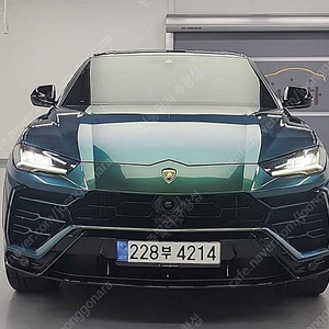 우루스 중고 람보르기니 우루스 중고 4.0 V8 법인사업자 OK!! 개인사업자 OK!! 슈퍼카를 중고리스로 저렴하게 이용해보자!!