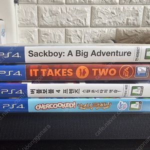 PS4 가족&연인게임 유명한게임 4종 팝니다.