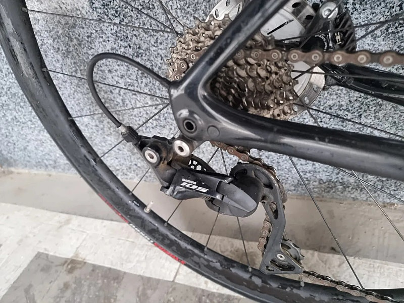 2022 스페셜라이즈드 타막스포츠 49사이즈 로발카본휠 및 풀업글차 판매합니다. 이미지