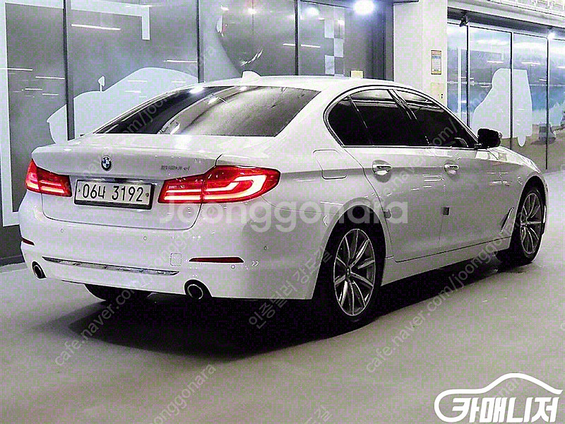 [BMW]5시리즈 (G30) 520d M 스포츠 플러스...--4