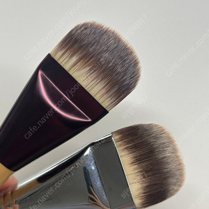 꾸셀st 이니스프리 파운데이션 브러쉬 윤광