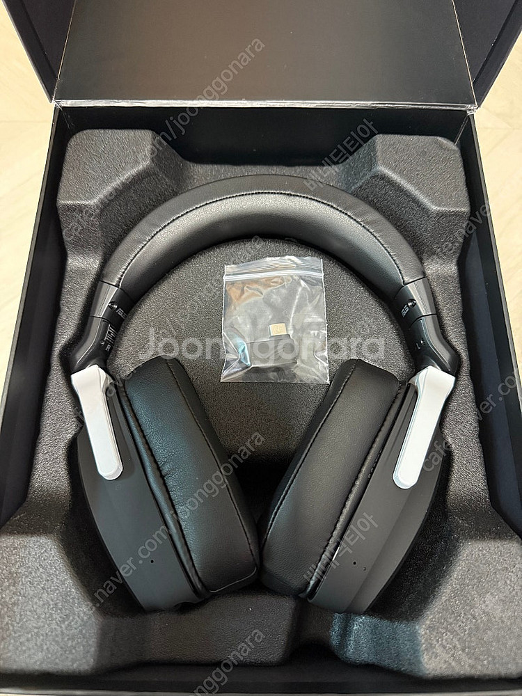 ASUS ROG DELTA S WIRELESS--1