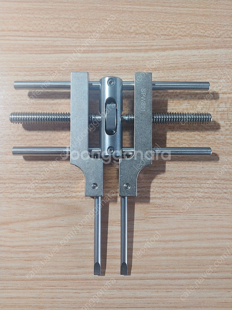 Thorlabs SPW801 조절 드라이버--0