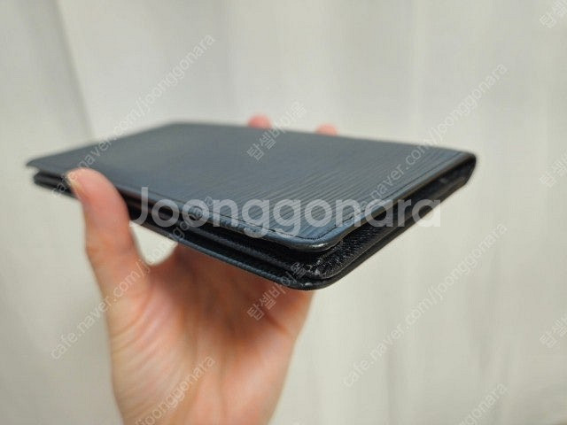 루이비통 에삐 라인 장지갑--3