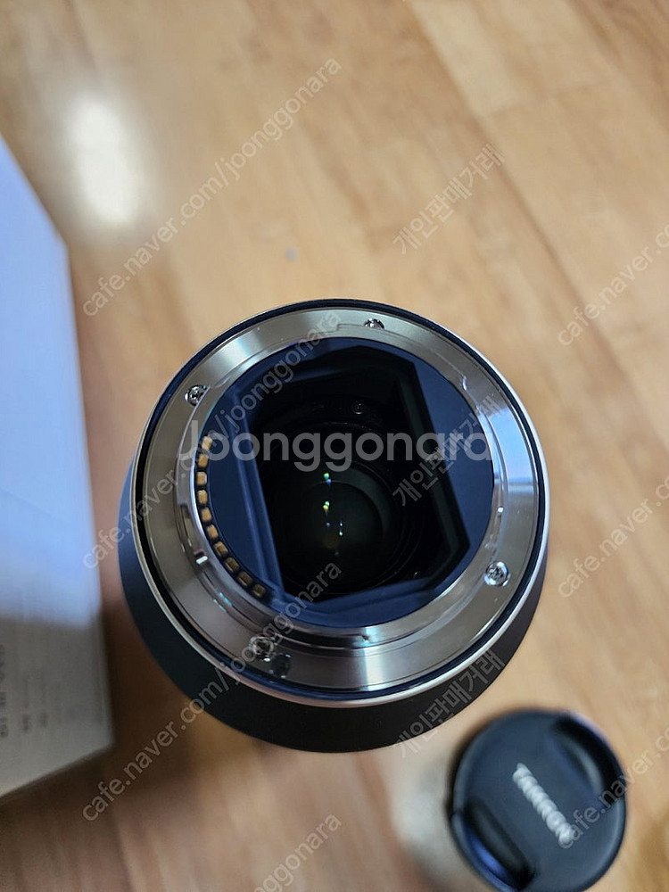 탐론 70-180mm F2.8 Di III VXD 렌즈--3
