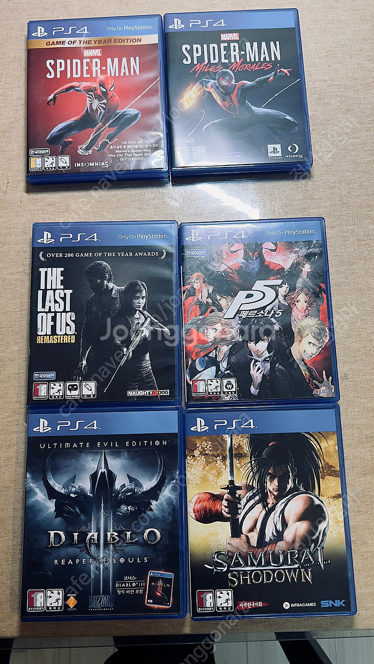 PS4 Pro 화이트 1TB 및 게임시디 17종--4