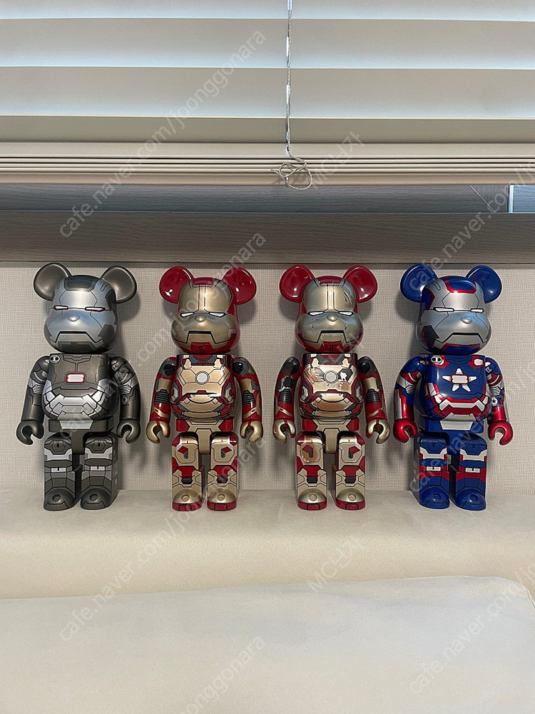 베어브릭 400% 아이언맨 마블4종세트--3