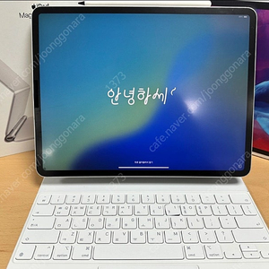아이패드 프로4세대 12.9인치 셀룰러 128gb / 애플 정품 매직키보드