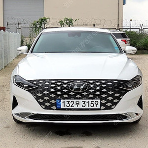 더뉴 그랜저IG 중고 그랜저 중고 가격 흰색 2022년식 86,675km 2.5 프리미엄 수원중고차