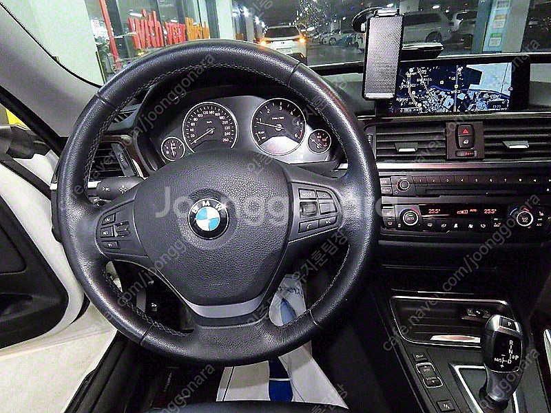 BMW 3시리즈 중고 BMW 3시리즈 중고차 할부 흰색...--8