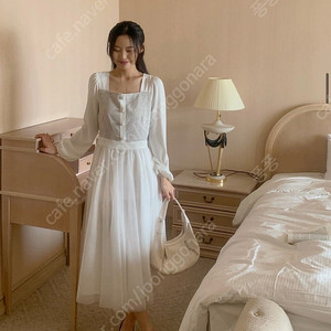 새상품 리리앤코 스퀘어넥 진주 롱원피스