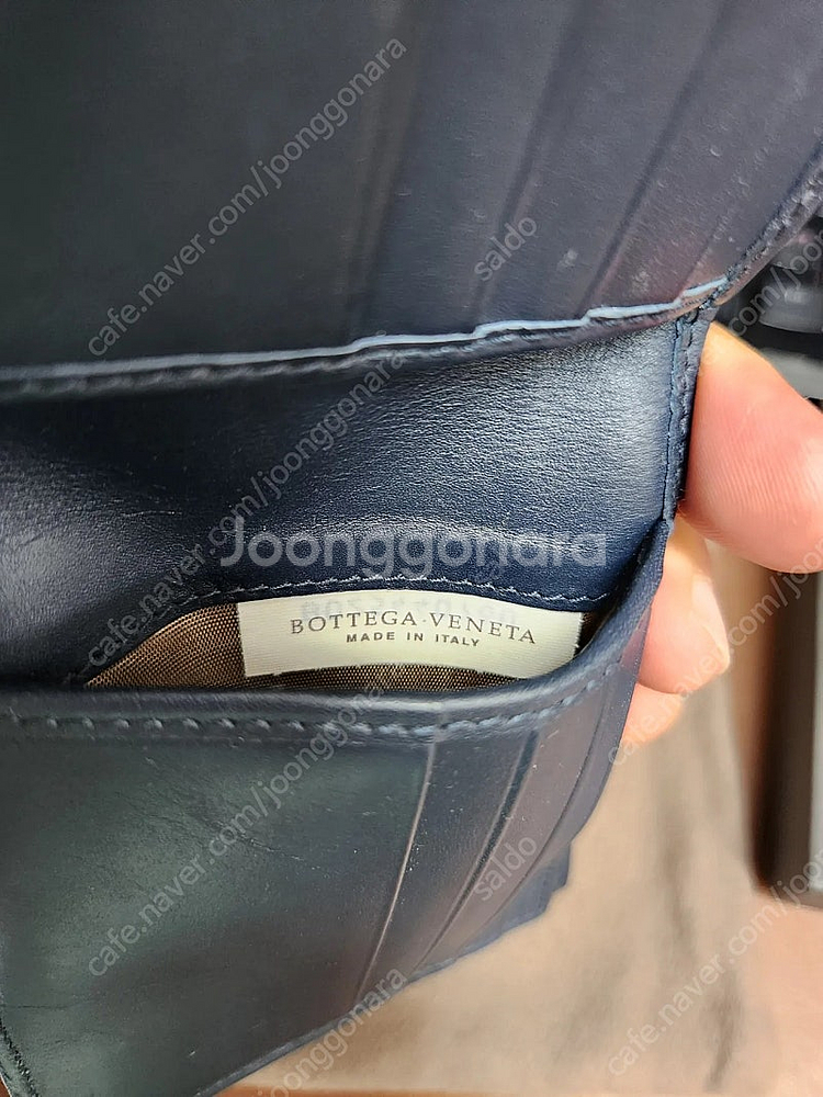 보테가베네타 네이비 반지갑--3