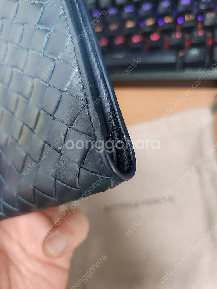보테가베네타 네이비 반지갑--8