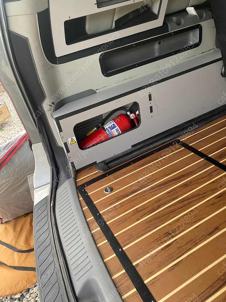 그랜드스타렉스 캠핑카 이미지