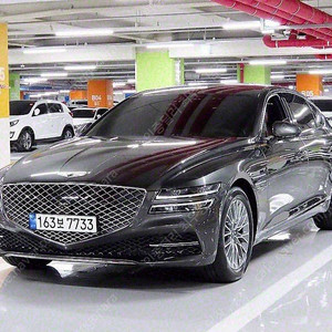 제네시스 G80 중고 제네시스 중고 가격 회색 2023년식 18,200km 2.5 가솔린 터보 2WD 기본형 법인차량 세금혜택