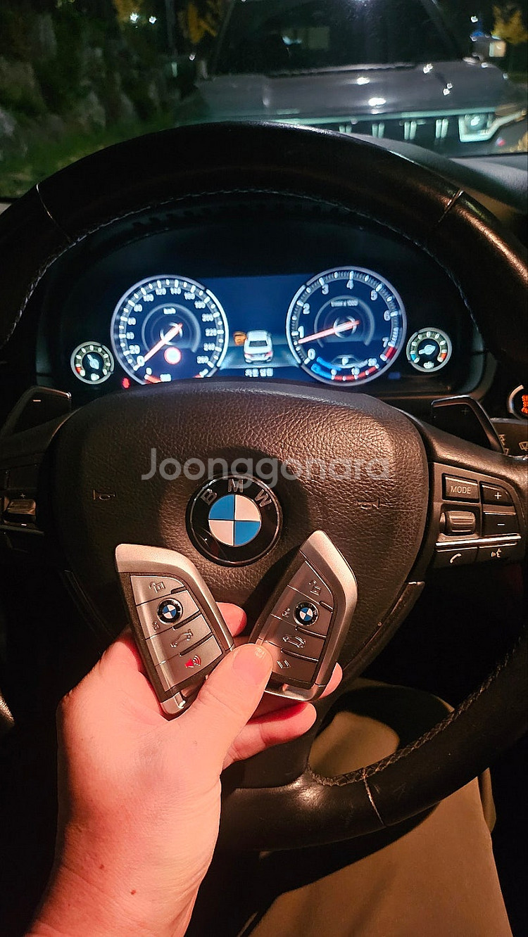 BMW X1, X3, X5, X7, i4, M3, 1/...--3