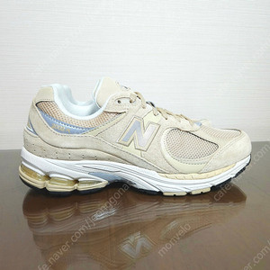 (새상품) 뉴발란스 NB 2002 클래식 운동화 라이트브라운