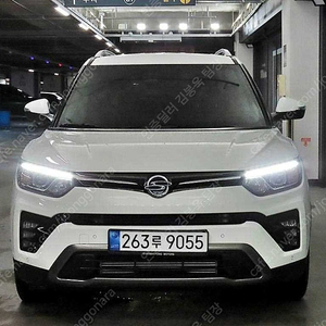티볼리 중고 가격 더 뉴 티볼리 에어 흰색 2023년식 23,525km 2WD 가솔린 1.5 A7 중고자동차할부