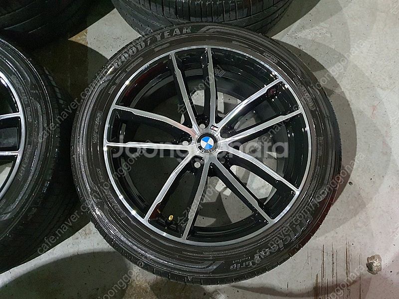 BMW G30 5시리즈 662M 18인치 순정 휠타이어...--1