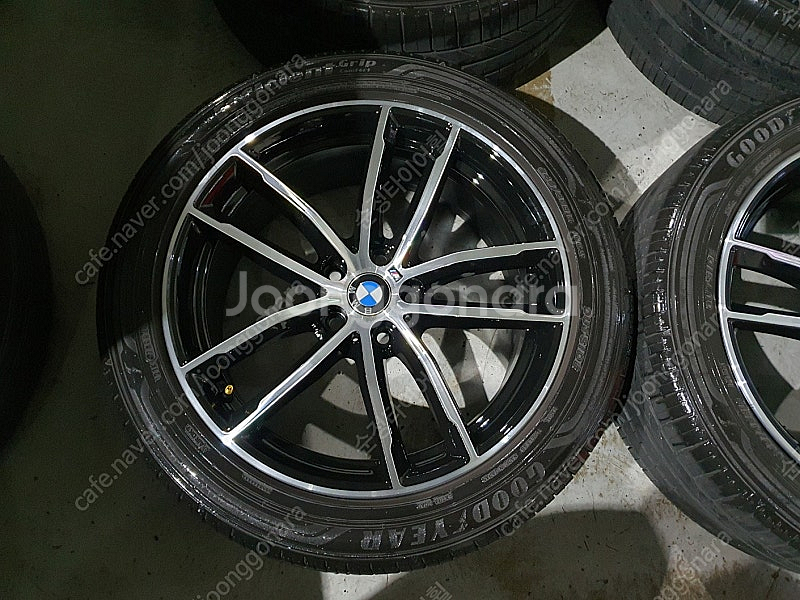 BMW G30 5시리즈 662M 18인치 순정 휠타이어...--2