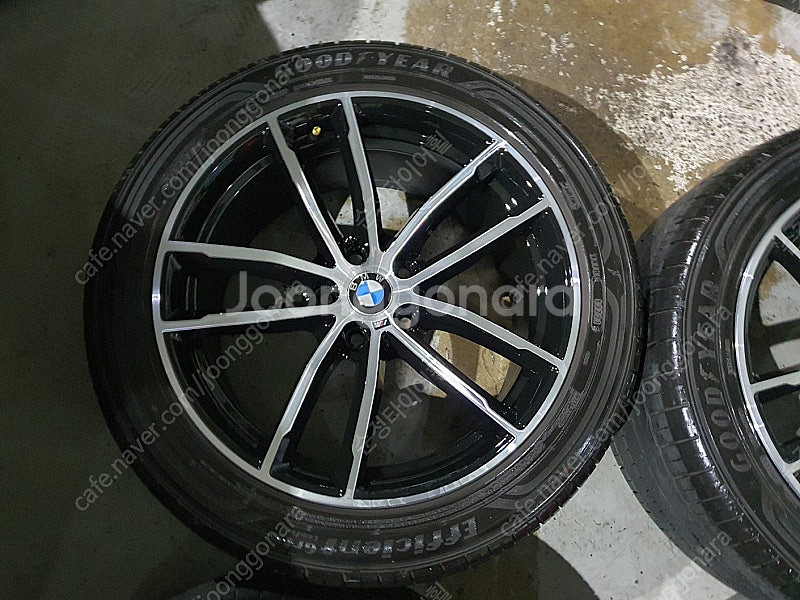 BMW G30 5시리즈 662M 18인치 순정 휠타이어...--3