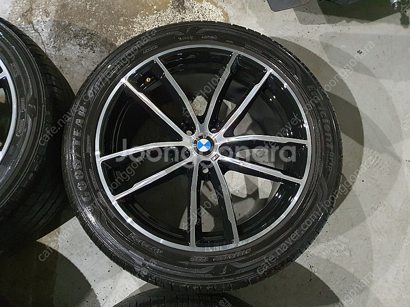 BMW G30 5시리즈 662M 18인치 순정 휠타이어...--4