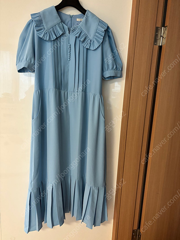 바이씨니 바이플로우 빅카라 벌룬소매 퍼프 롱원피스 하객룩 임부복 맘룩 이미지