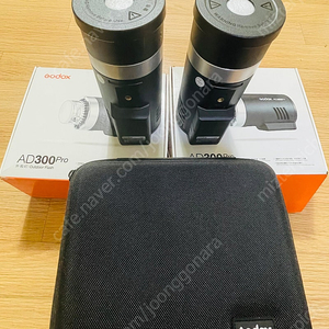고독스 AD300Pro 2개 판매합니다.