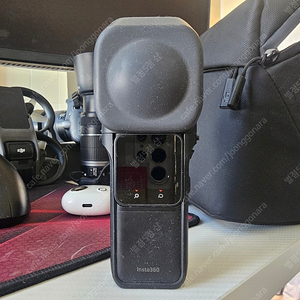 Insta360 ONE RS 1인치 360