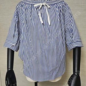 럭키슈에뜨 스트라이프 블라우스