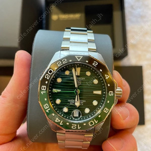 태그호이어 아쿠아레이서 300(신형) GMT 그린(헐크)*새상품, 풀세트/ 러버스트랩 포함 / 초특가