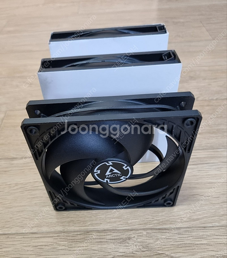 Arctic P12 PWM PST 검정색 120mm 팬...--0