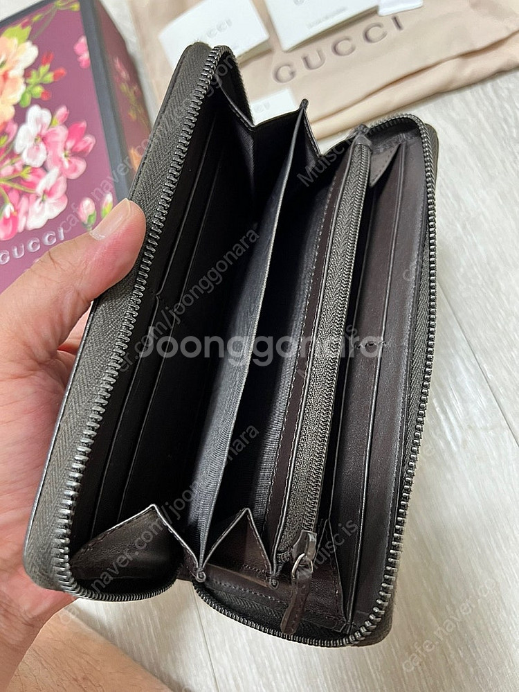 명품) 구찌 지퍼 장지갑 (남녀공용) GG슈프림 정품 ...--4