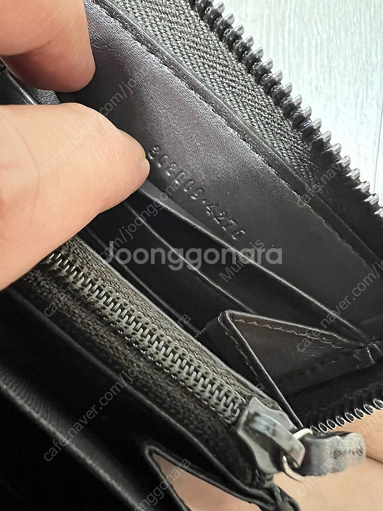 명품) 구찌 지퍼 장지갑 (남녀공용) GG슈프림 정품 ...--7