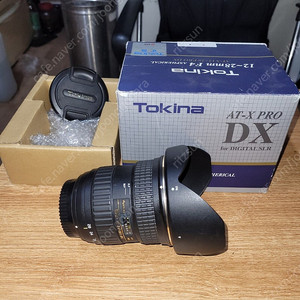 초광각 줌랜즈 Tokina AT-X PRO 12-28mm DX F4 팝니다 / 니콘전용입니다