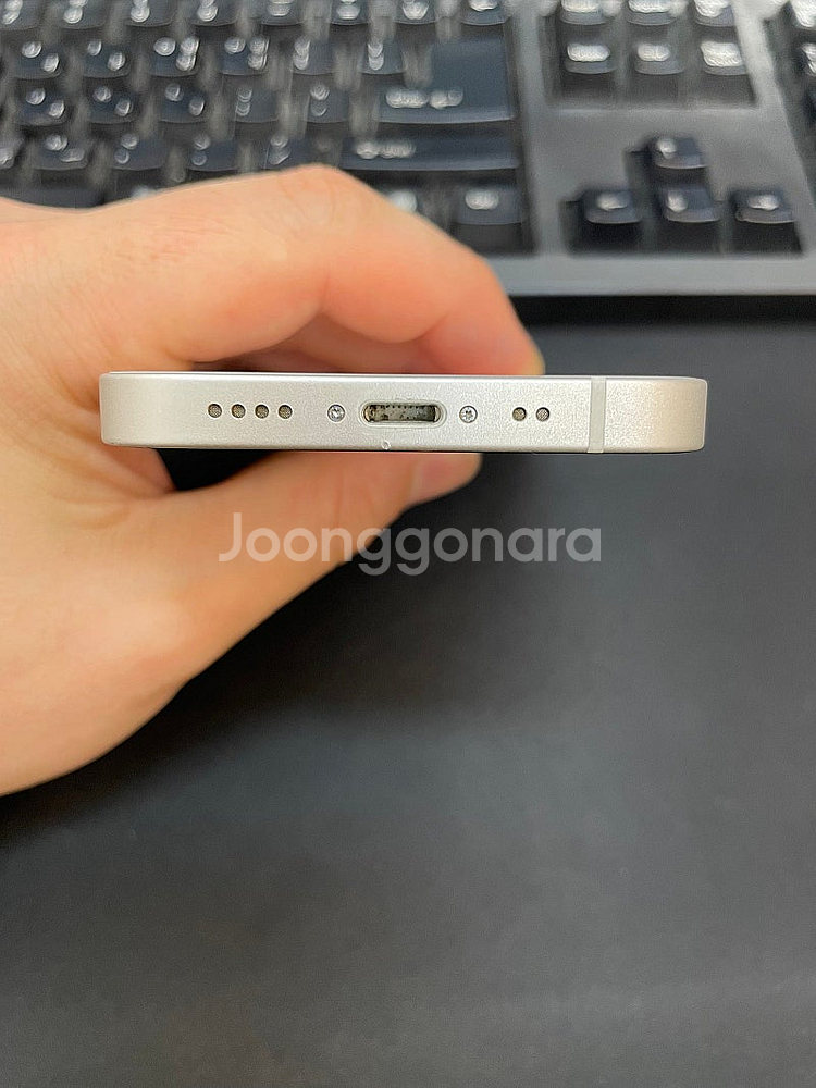 아이폰12미니 화이트 64GB 상태좋은 중고19만팝니다...--5