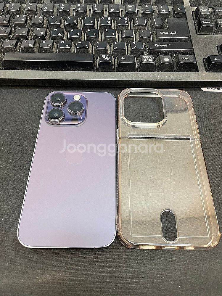 아이폰14프로 퍼플 256GB 상태좋은 중고65만팝니다...--0