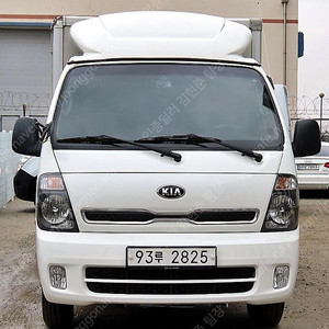 중고 봉고3 1톤 내장탑차 흰색 2019년식 50,657km 1.0톤/킹캡/초장축/(CRDi) 럭셔리 중고차 시세