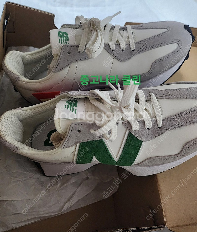뉴발란스 327 그린 250사이즈 뉴발327 (새상품)--2
