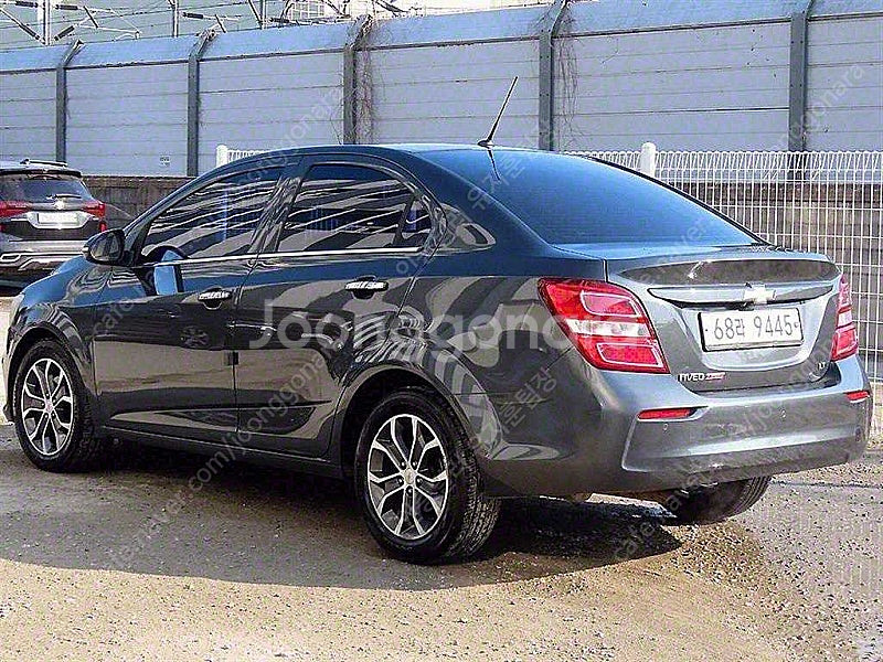 아베오 중고 회색 2017년식 85,570km 1.4 ...--3