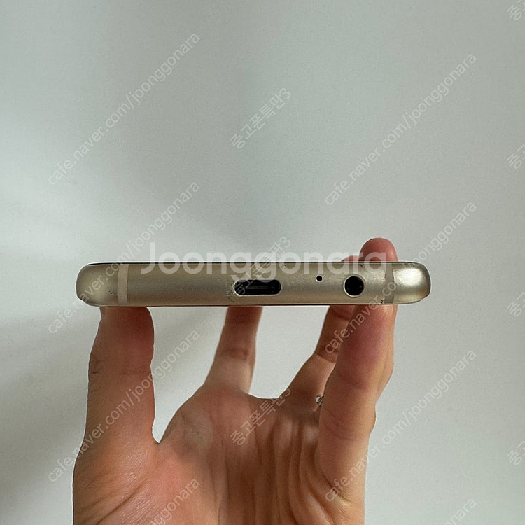 90888(울산중고폰) 갤럭시A8 골드 32GB 판매합...--4