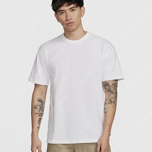 택포/ 나이키 프리미엄 에센셜 맥스90 센터 자수 헤비웨이트 오가닉 코튼 티셔츠 / XXL / DO7393-100